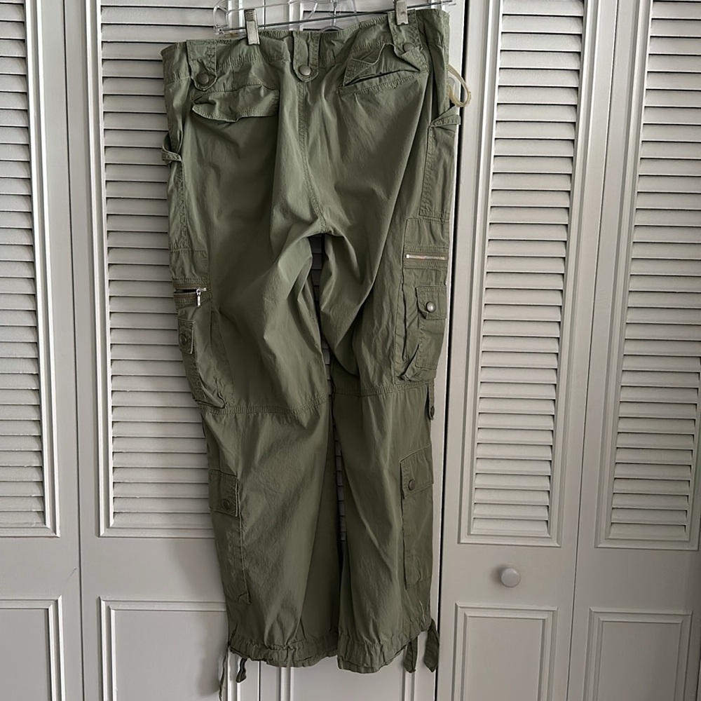 Banana Republic Cargo Pants - Picture 2 of 5